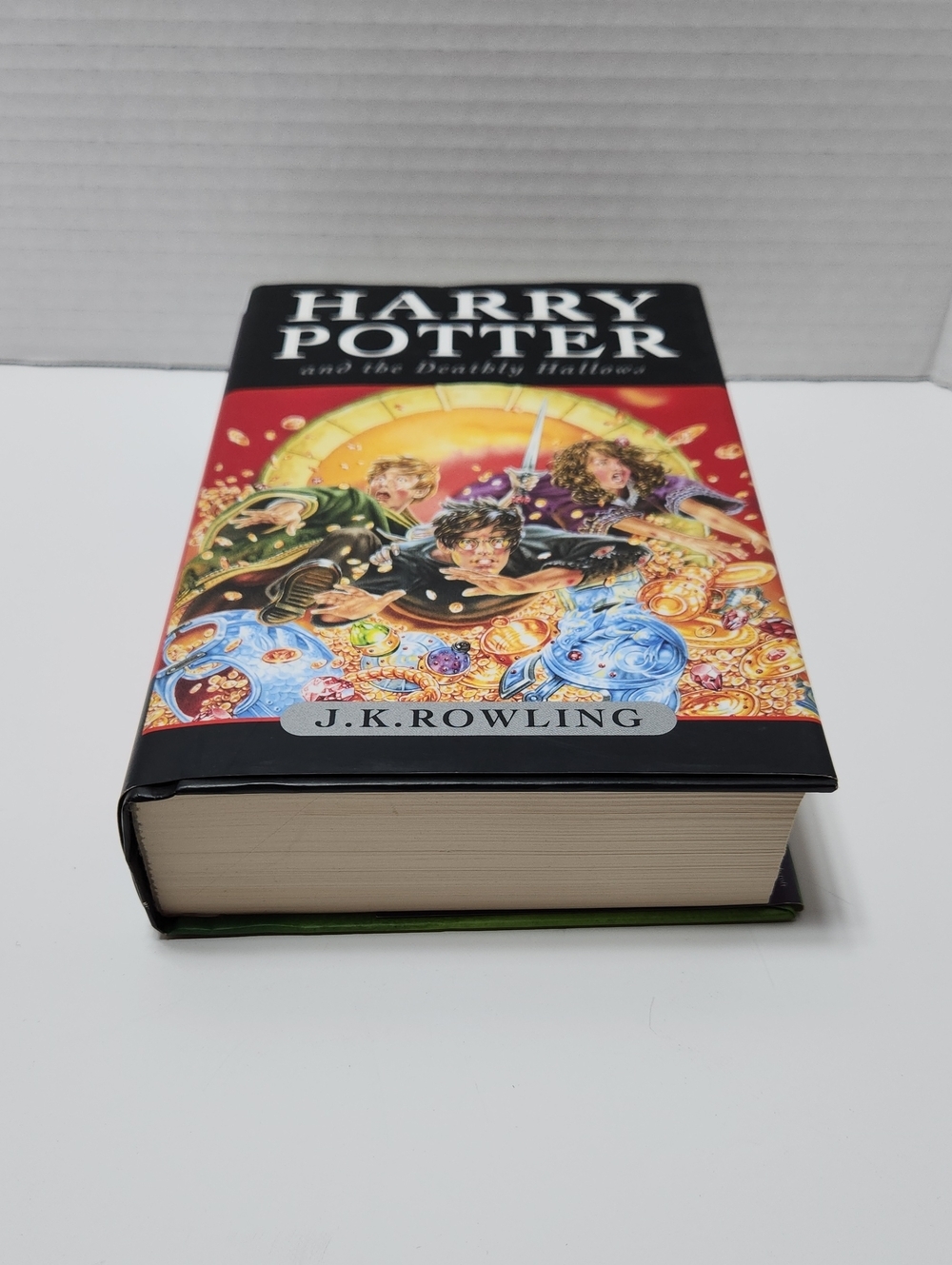 Harry Potter and the Deathly Hallows Hard Cover